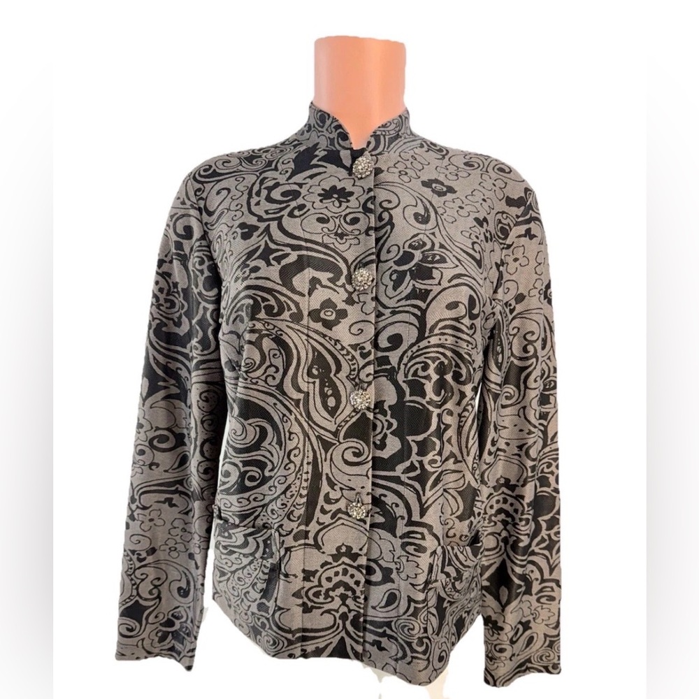 Chico’s Women Sz 1 (M ) Dress Shirt Blouse Down Bottom Long Sleeve Black